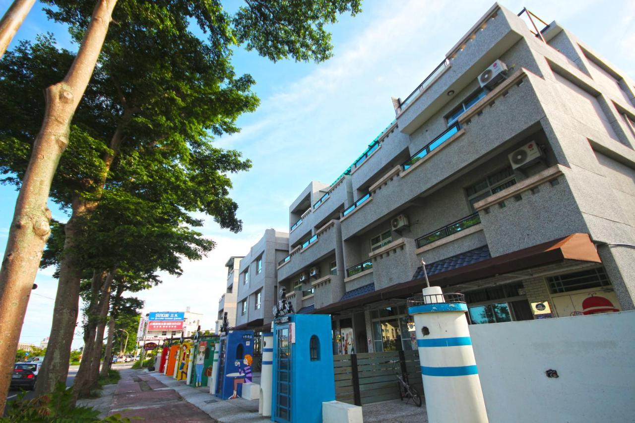 Fun Trip - Little Castle & Oscar B&B Taitung ภายนอก รูปภาพ