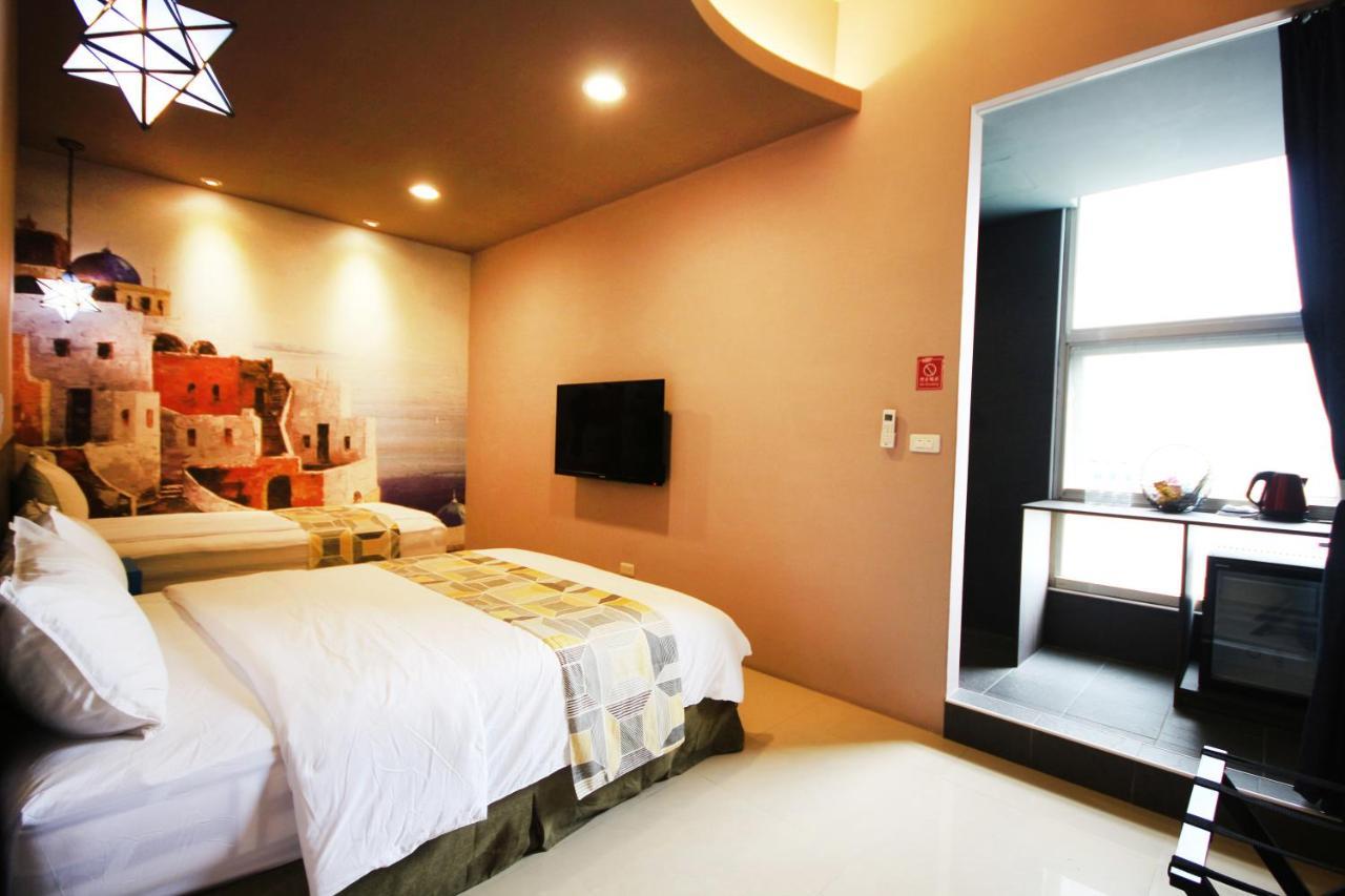Fun Trip - Little Castle & Oscar B&B Taitung ภายนอก รูปภาพ